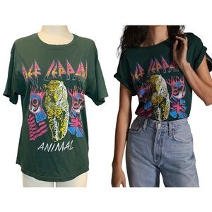 Anthropologie Letluv Def Leppard 1987 Graphic Tee